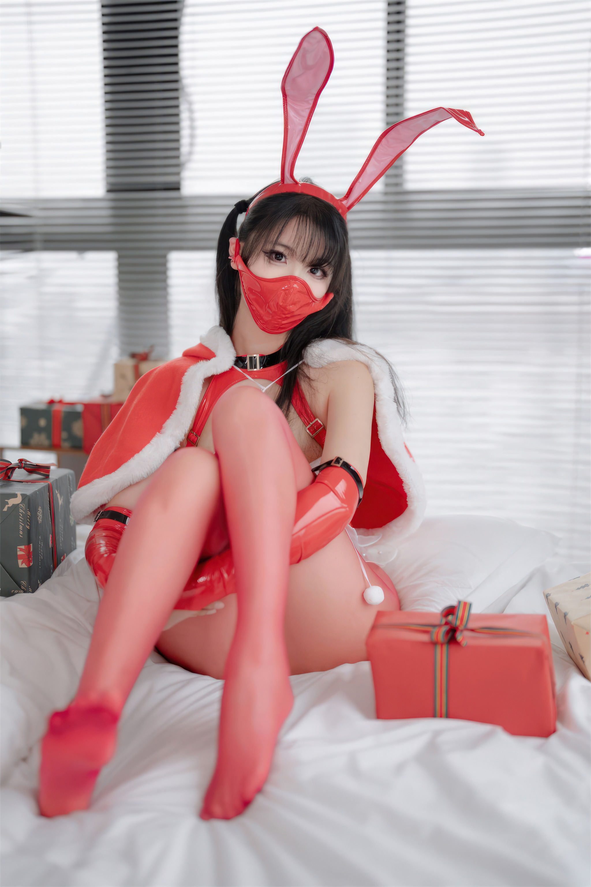 轩萧学姐 - NO.087 2024圣诞红丝兔女郎[45P1V]-XikXak